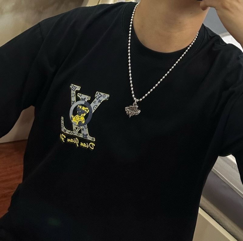 chr1st1an D10r necklaces